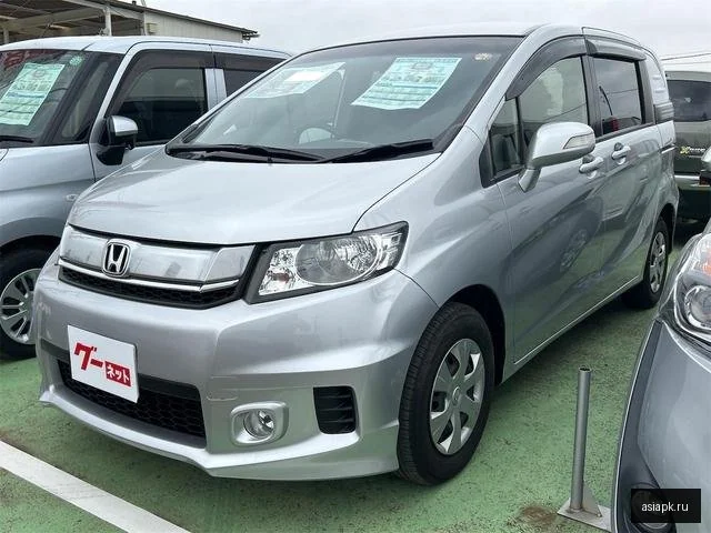 Honda Freed Spike