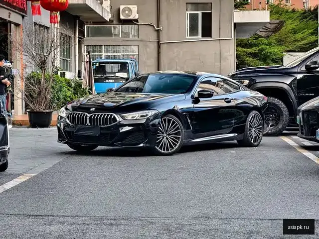BMW 8-Series