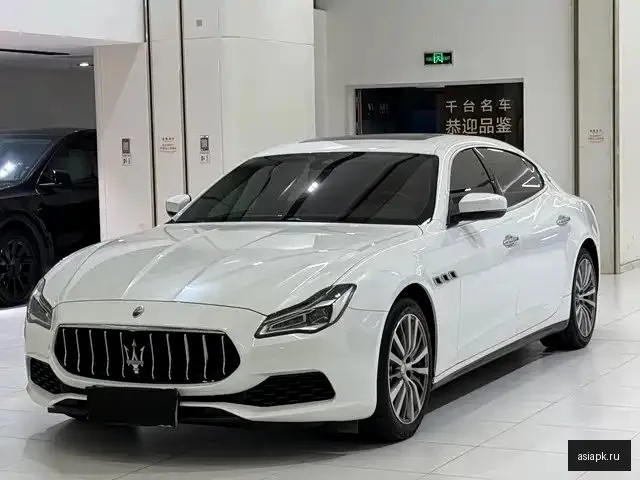 Maserati Quattroporte