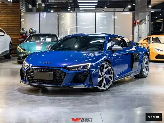 Audi R8
