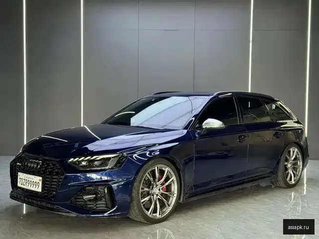 Audi RS4