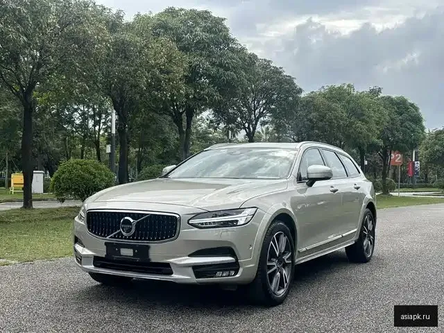 Volvo V90
