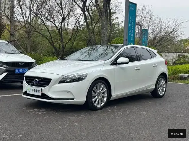 Volvo V40