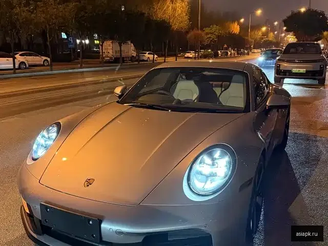 Porsche 911