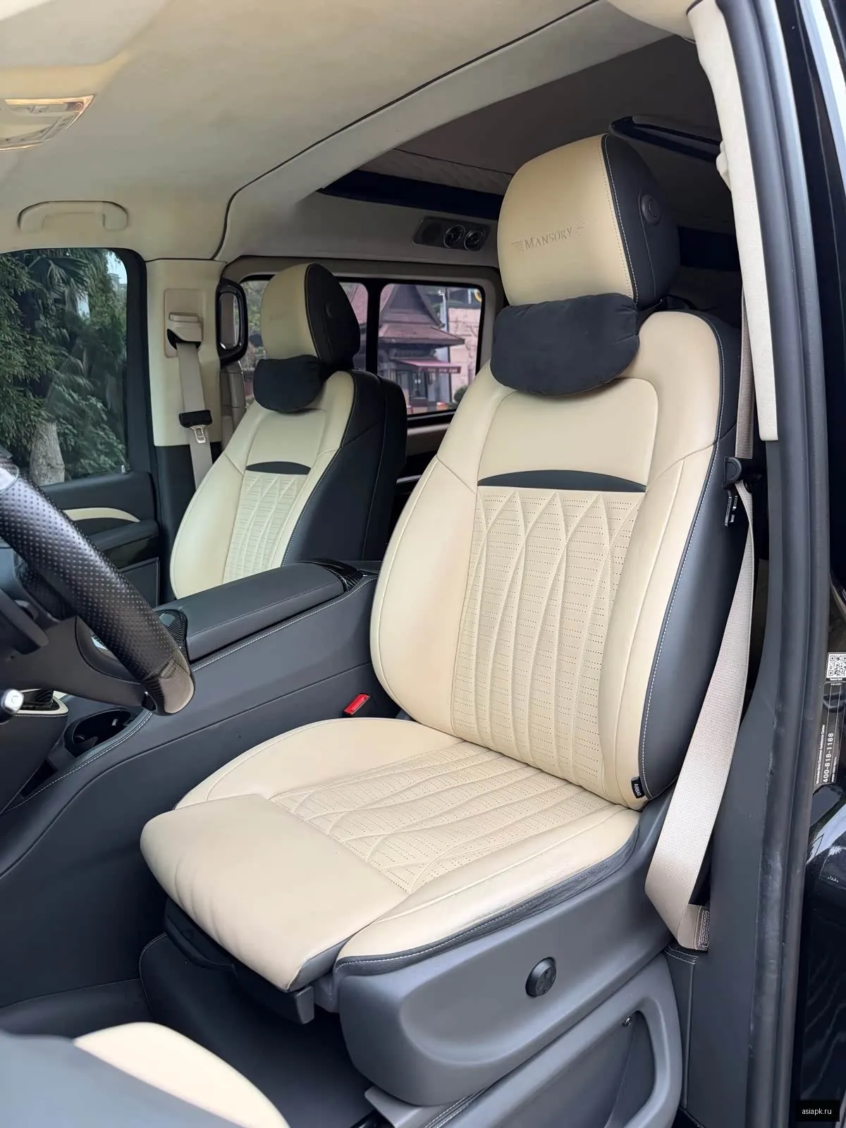 Mercedes-Benz V-Class 6