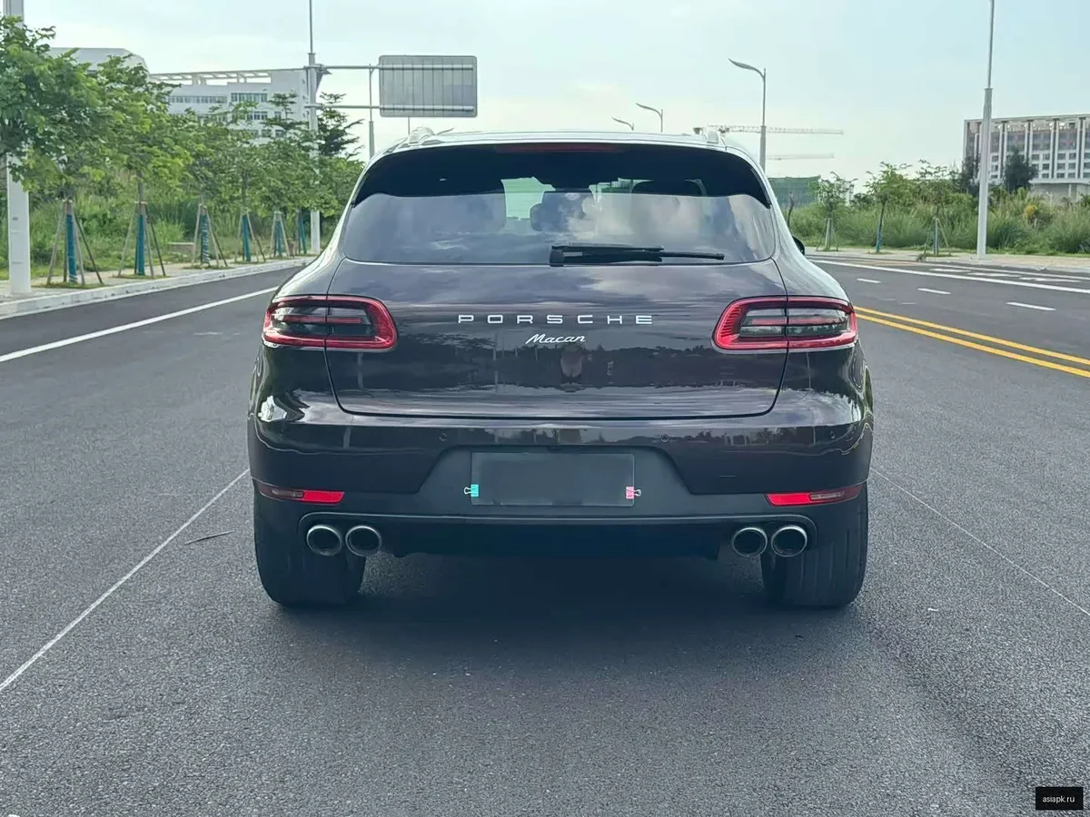 Porsche Macan 5