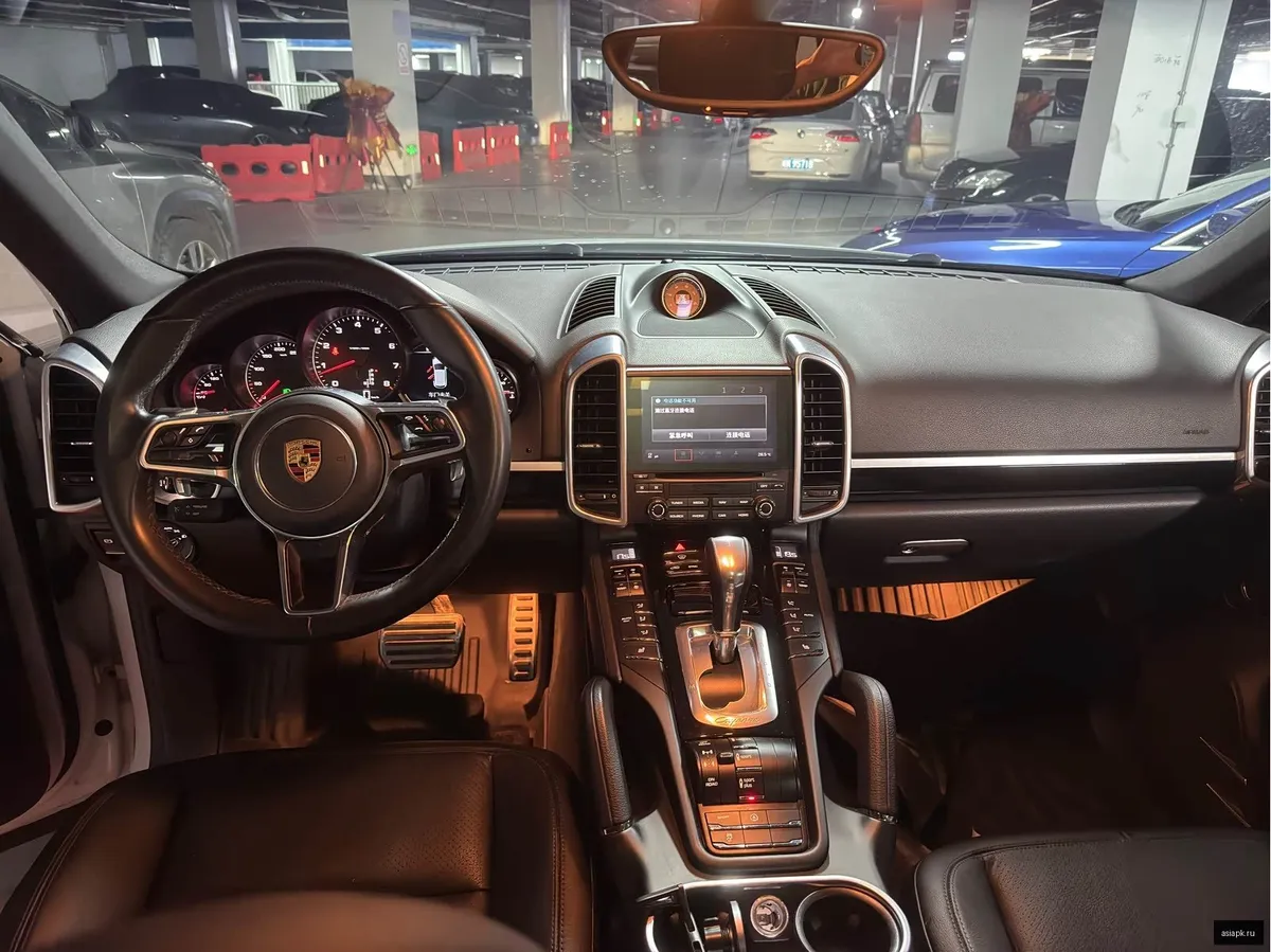 Porsche Cayenne 4
