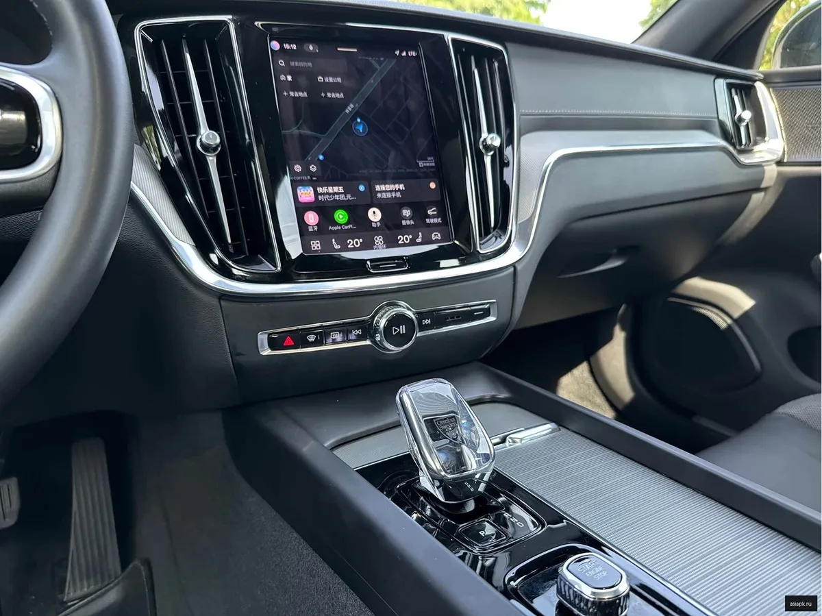 Volvo S60 5