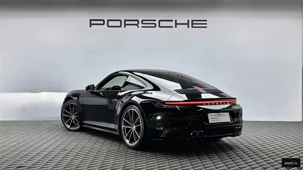 Porsche 911 6