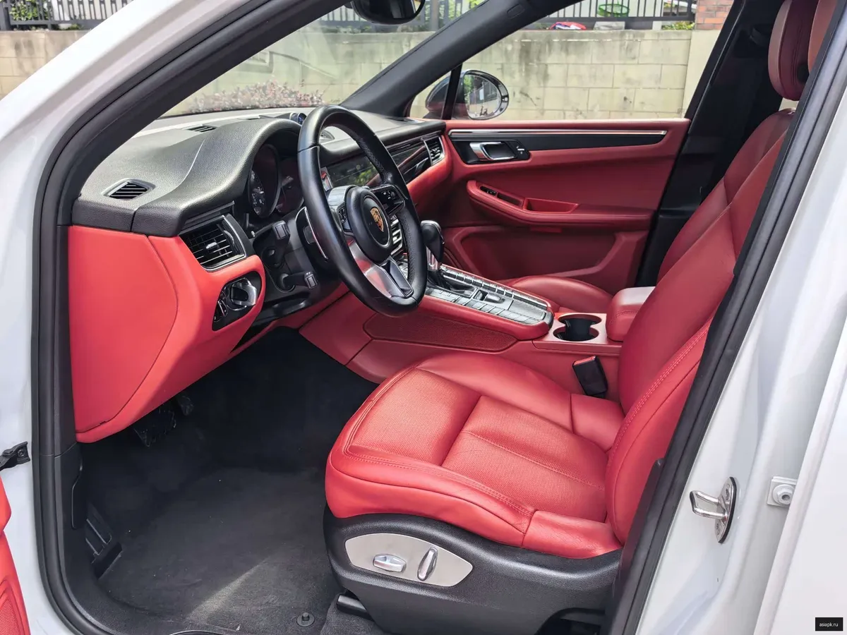 Porsche Macan 6