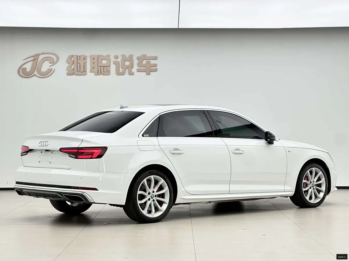 Audi A4 3