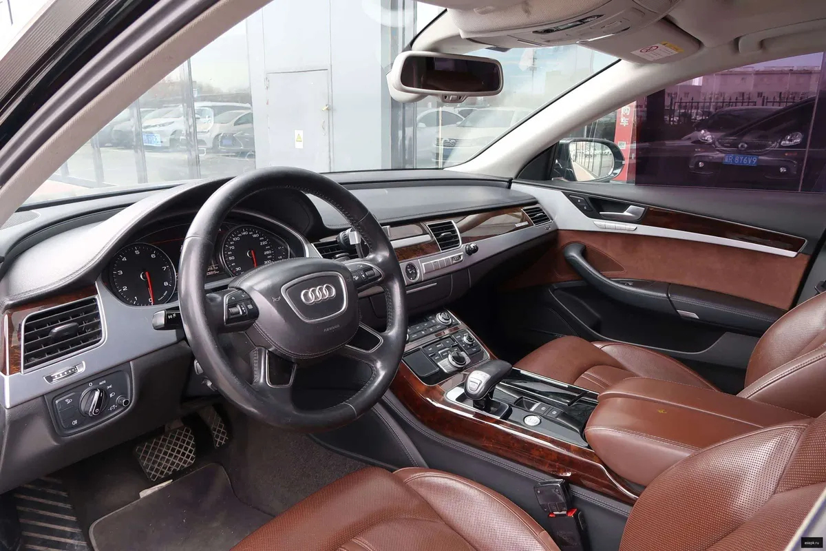 Audi A8 5