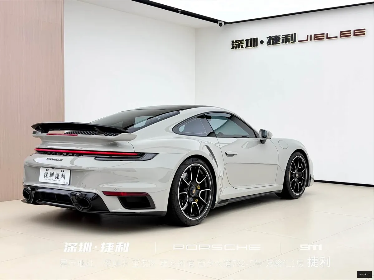 Porsche 911 5