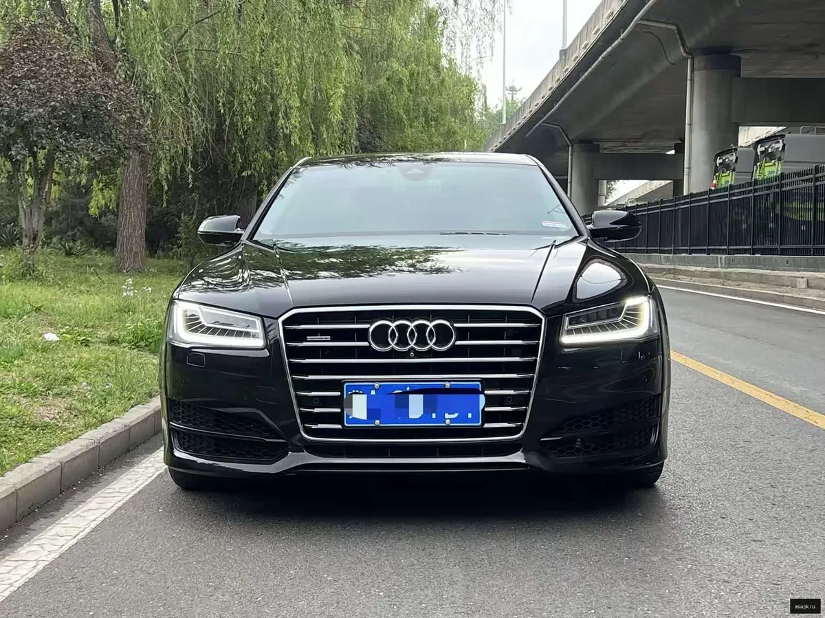 Audi A8 2