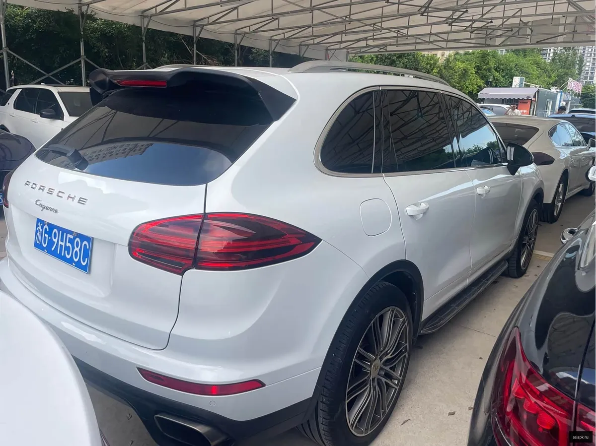 Porsche Cayenne 6