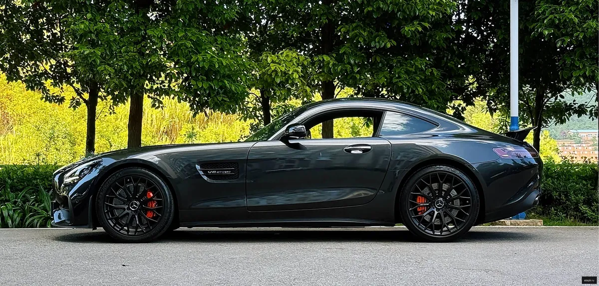Mercedes-Benz AMG GT 3