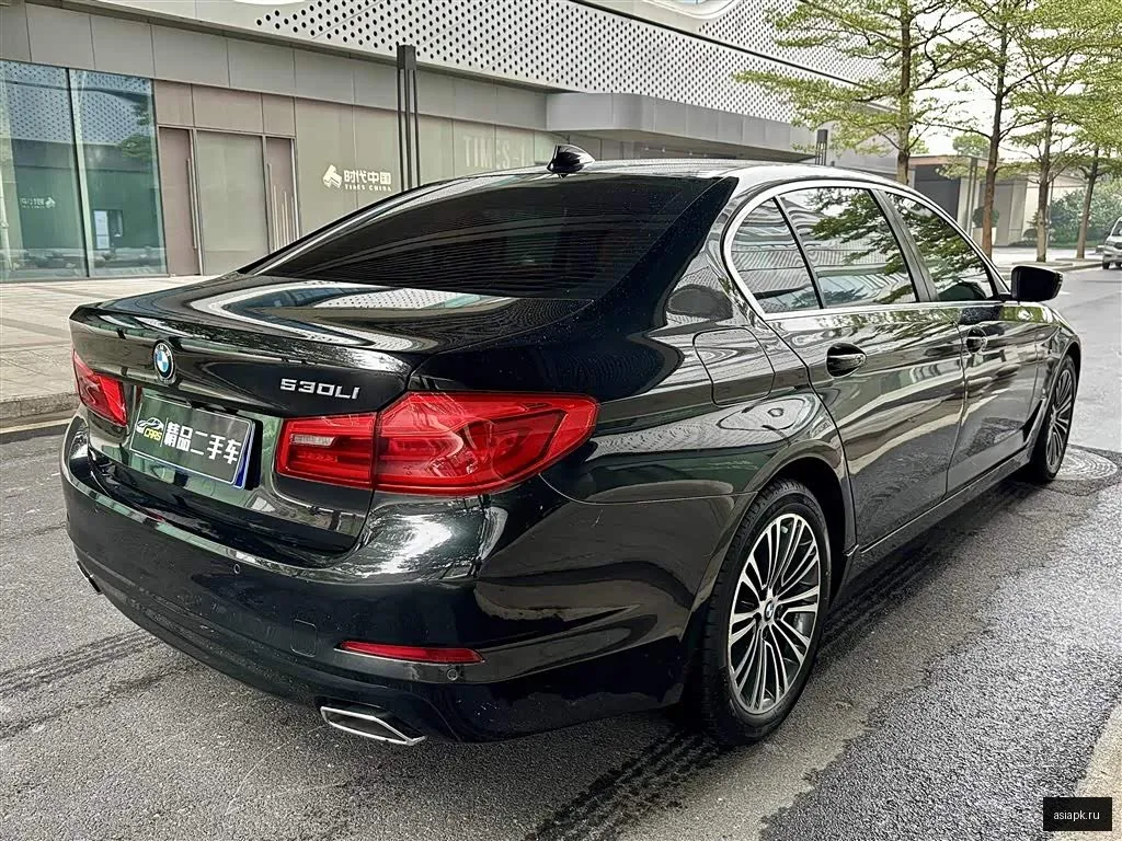 BMW 5-Series 6