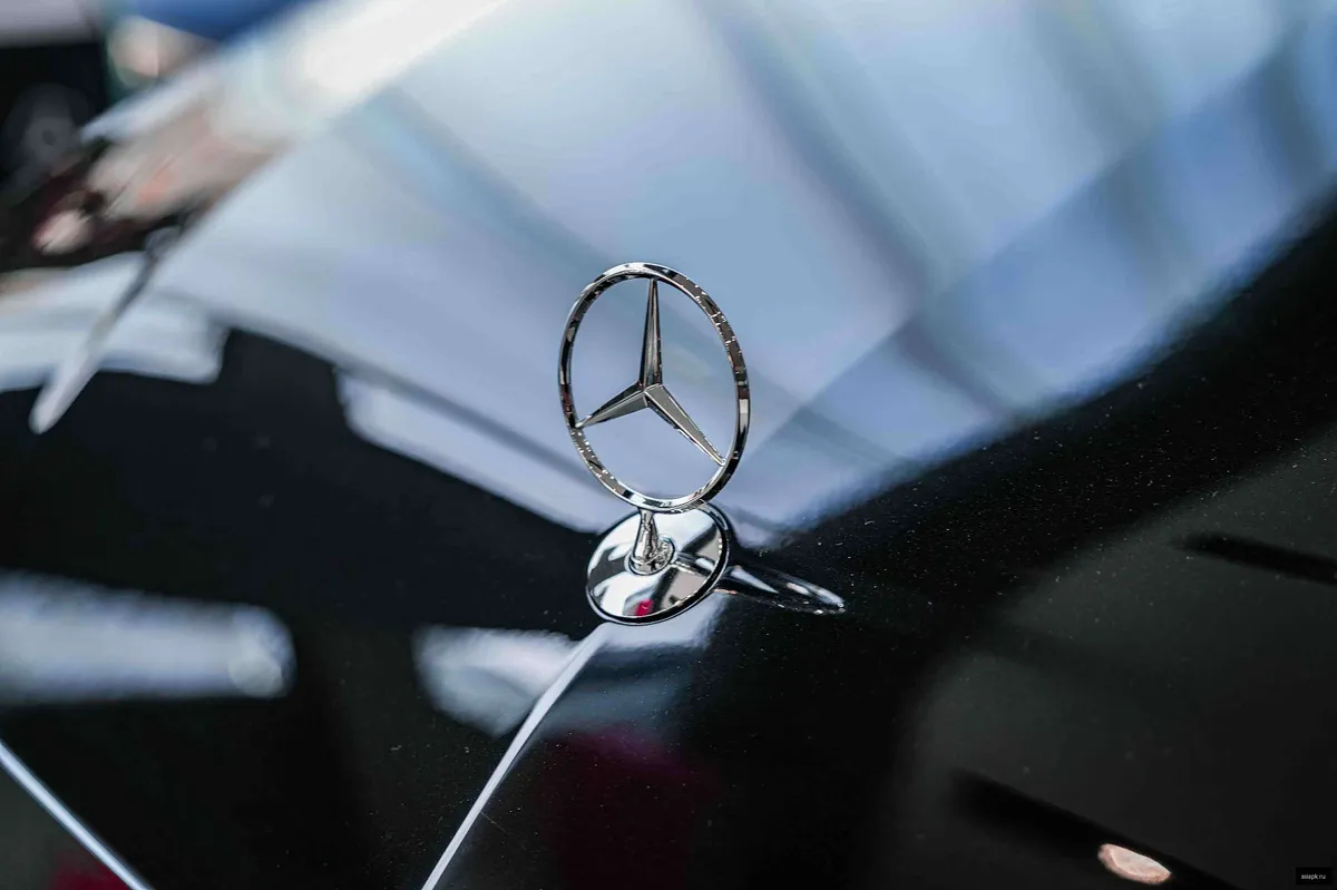 Mercedes-Benz V-Class 3