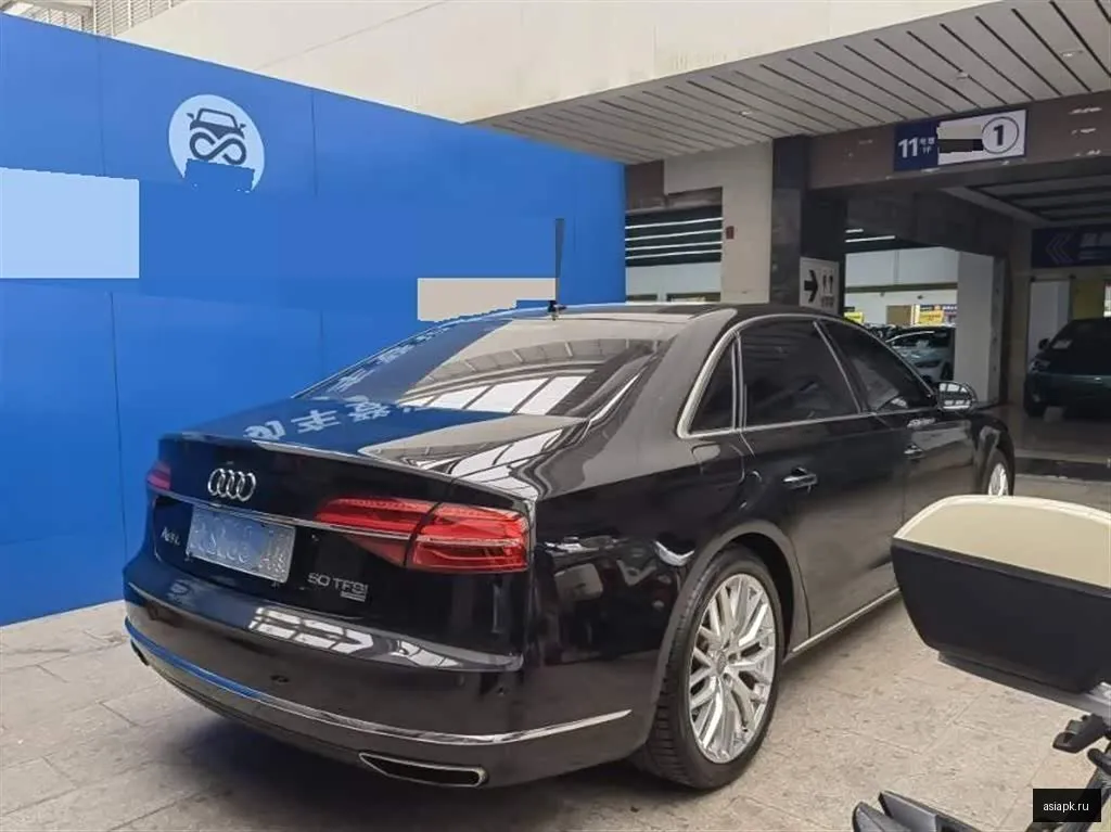 Audi A8 4