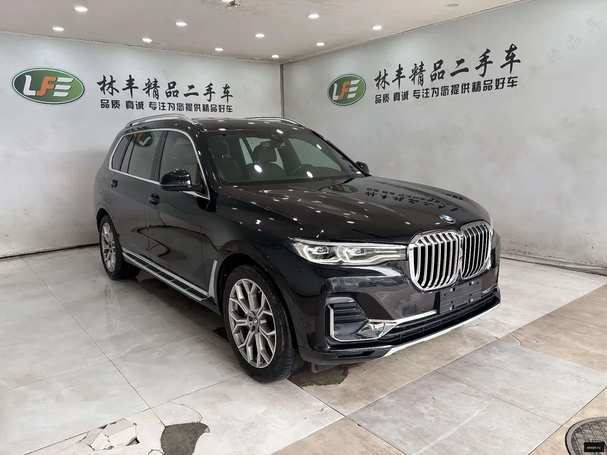 BMW X7 4