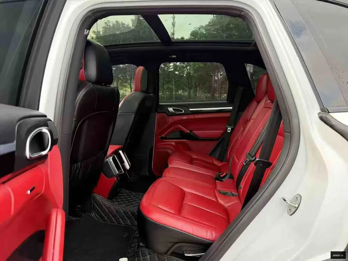 Porsche Cayenne 6