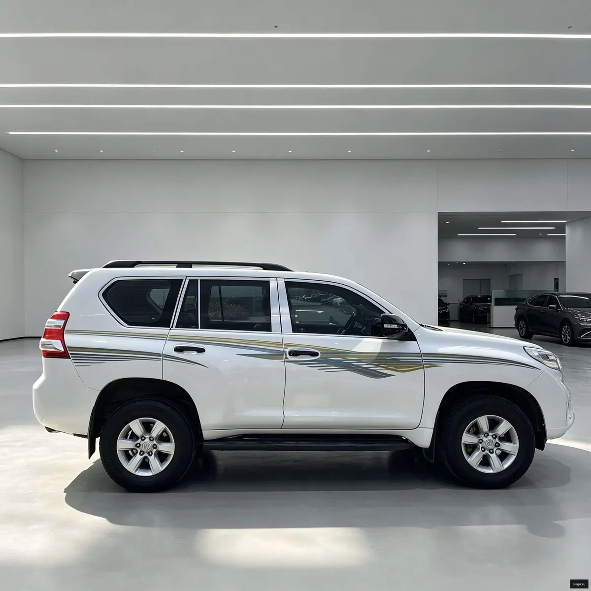 Toyota Land Cruiser Prado 5