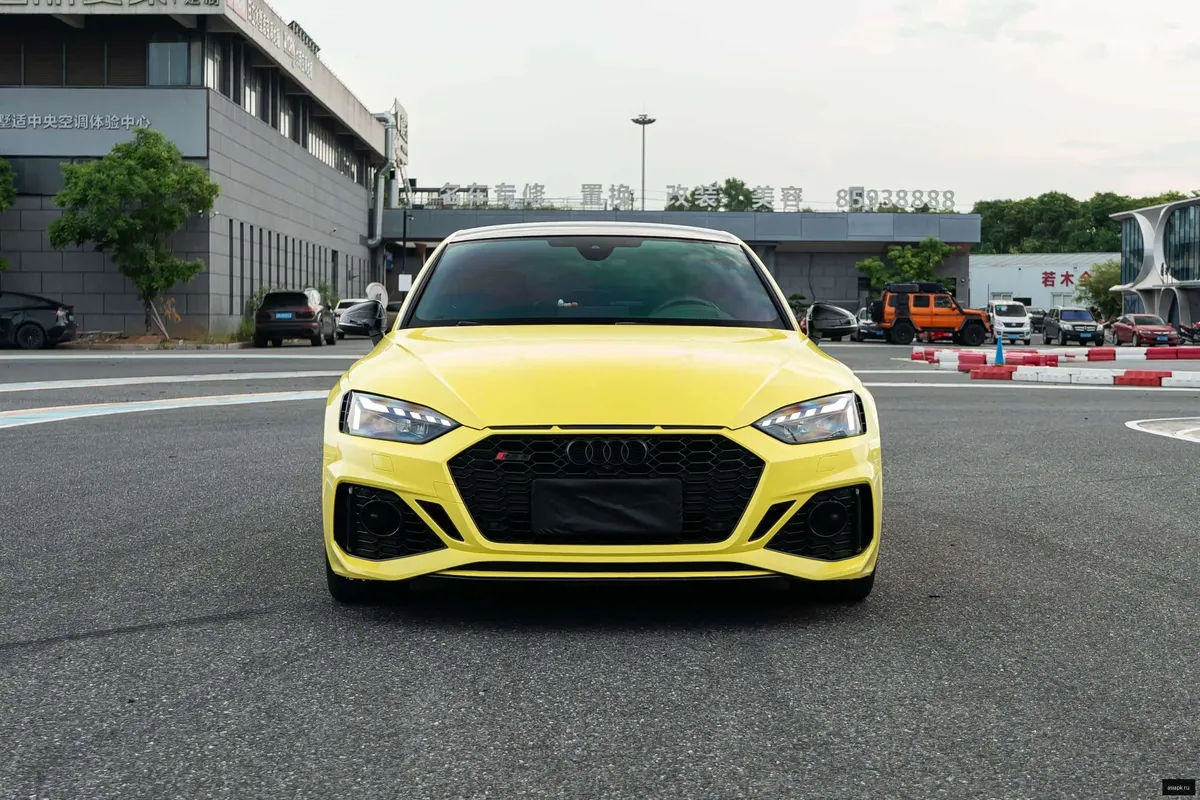 Audi RS4 2