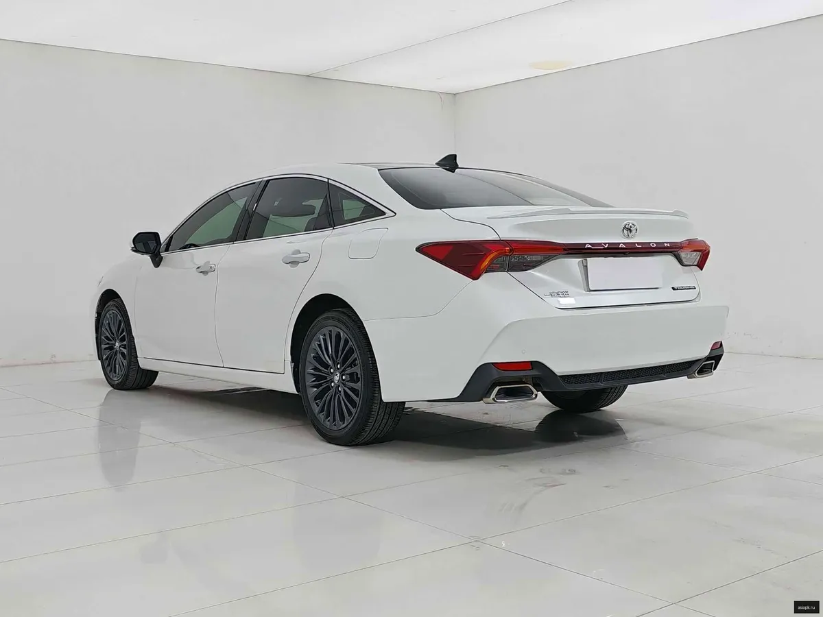Toyota Avalon 4
