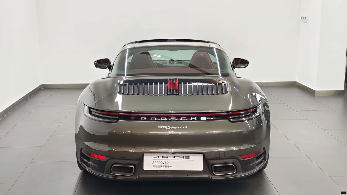 Porsche 911 5