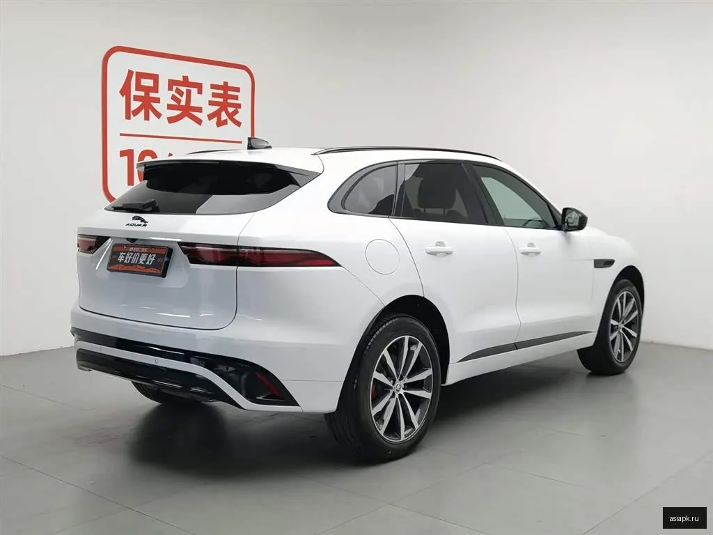 Jaguar F-Pace 2