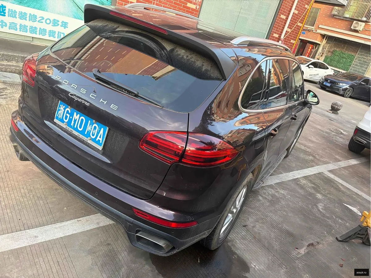 Porsche Cayenne 5