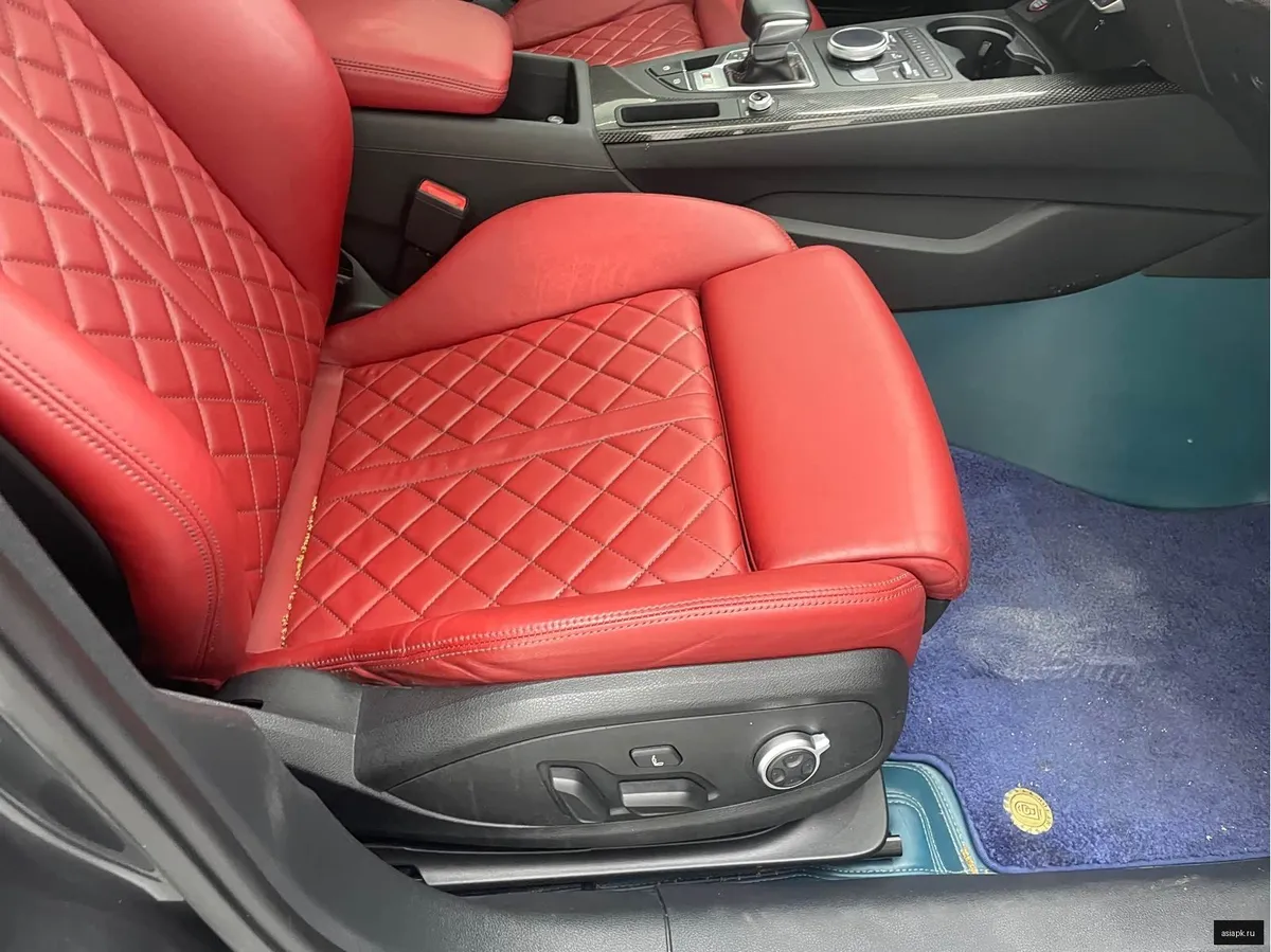 Audi S4 6