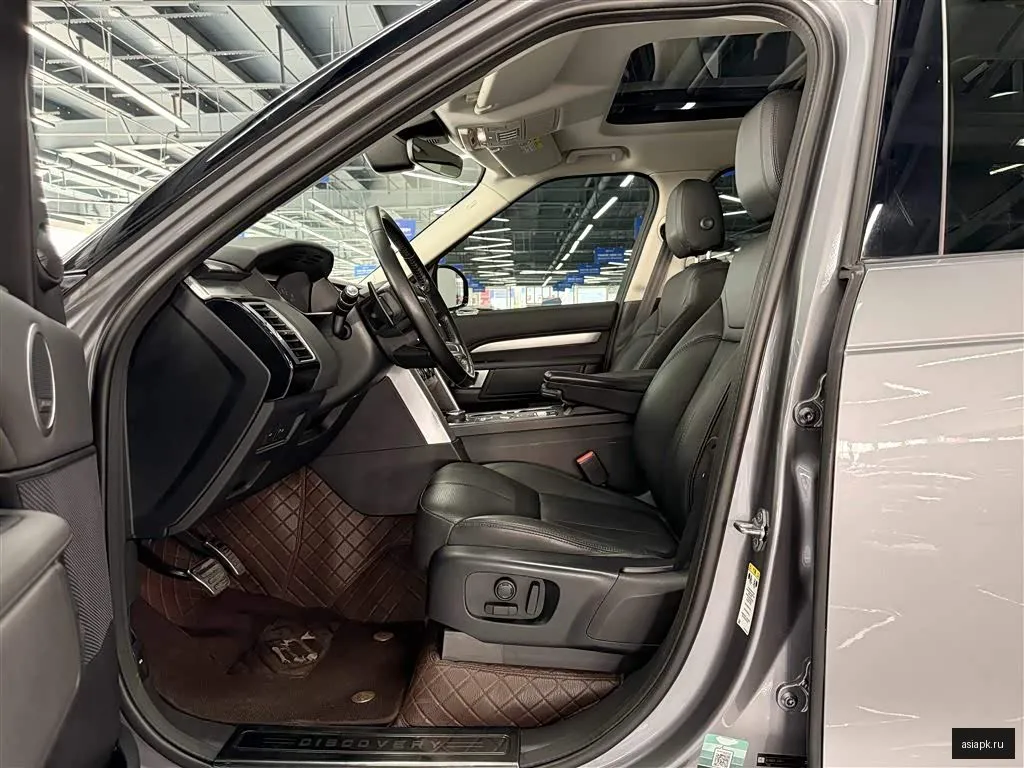 Land Rover Discovery 4