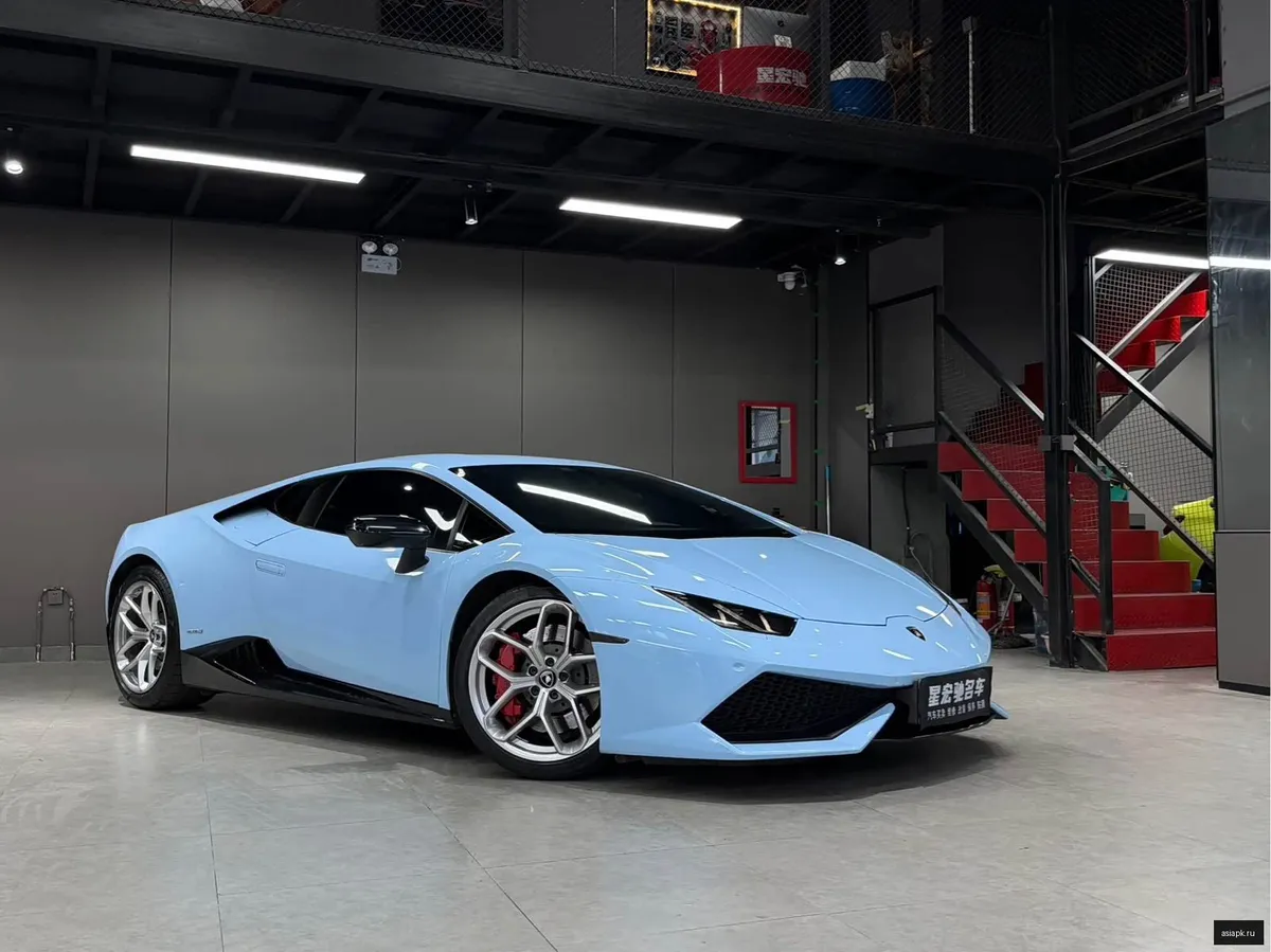 Lamborghini Huracan 4