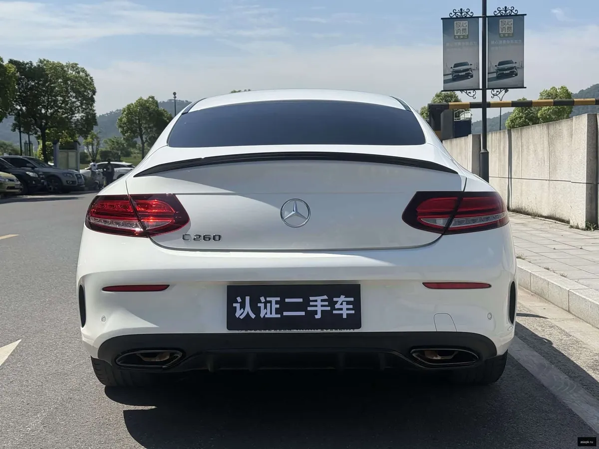 Mercedes-Benz C-Class 6