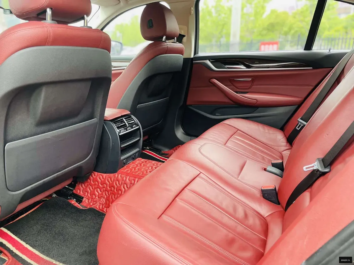 BMW 5-Series 5