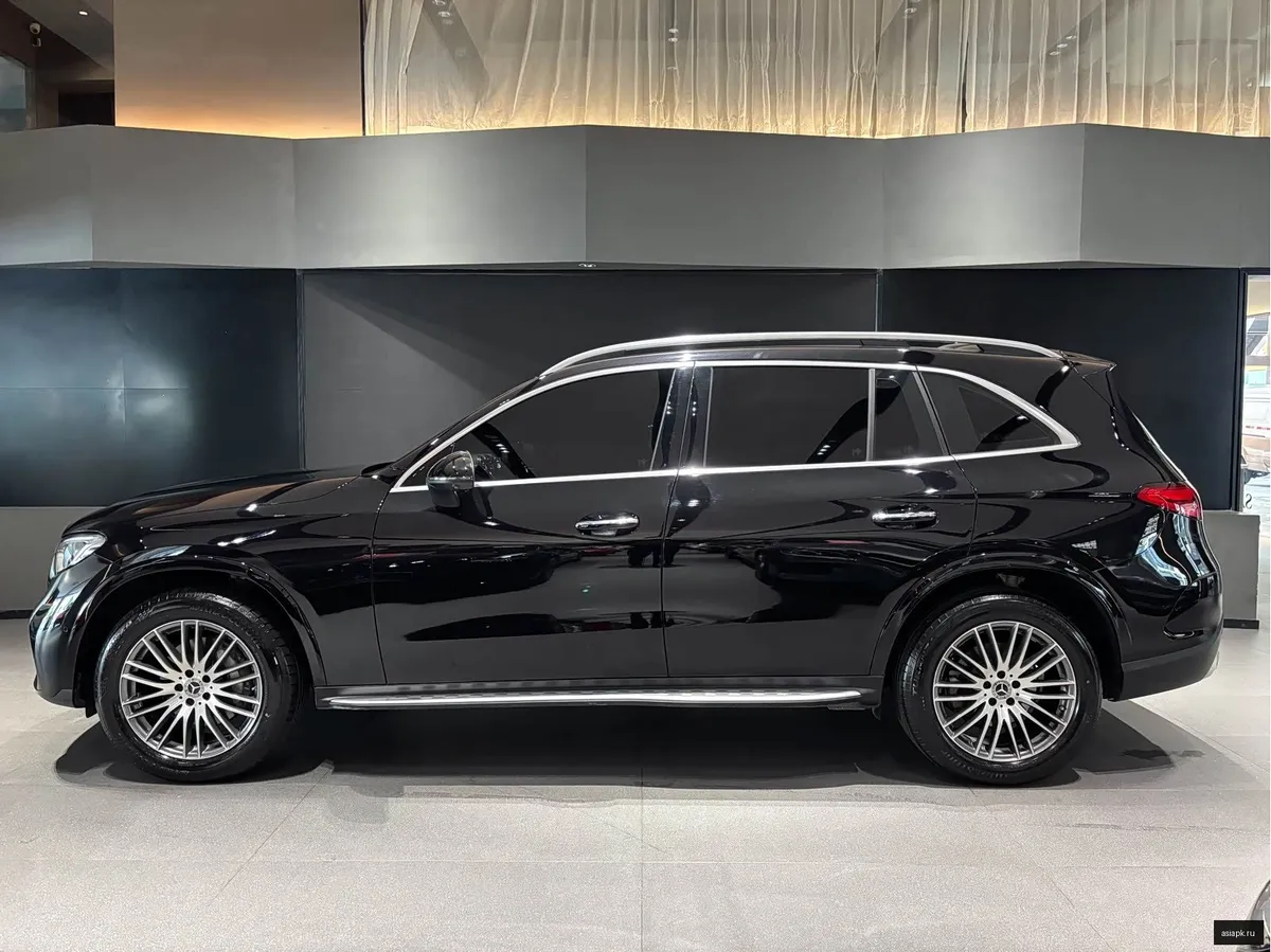 Mercedes-Benz GLC-Class AMG 3