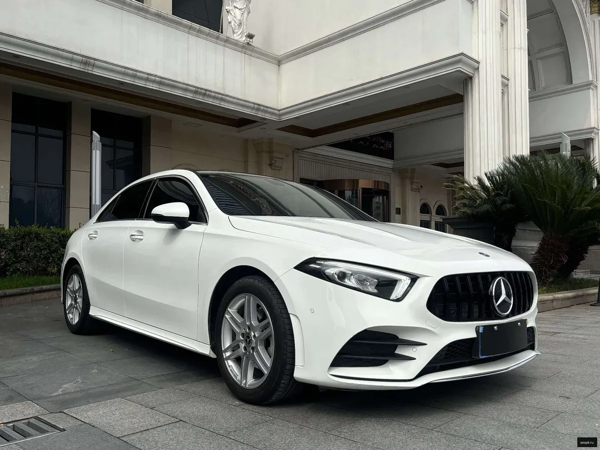 Mercedes-Benz A-Class 2
