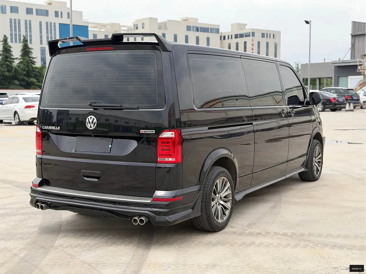 Volkswagen Caravelle 4