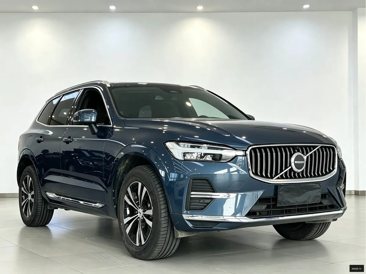 Volvo XC60 4
