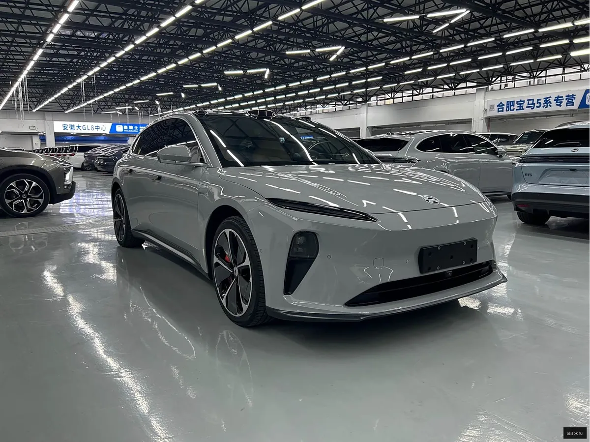 Nio ET5 3