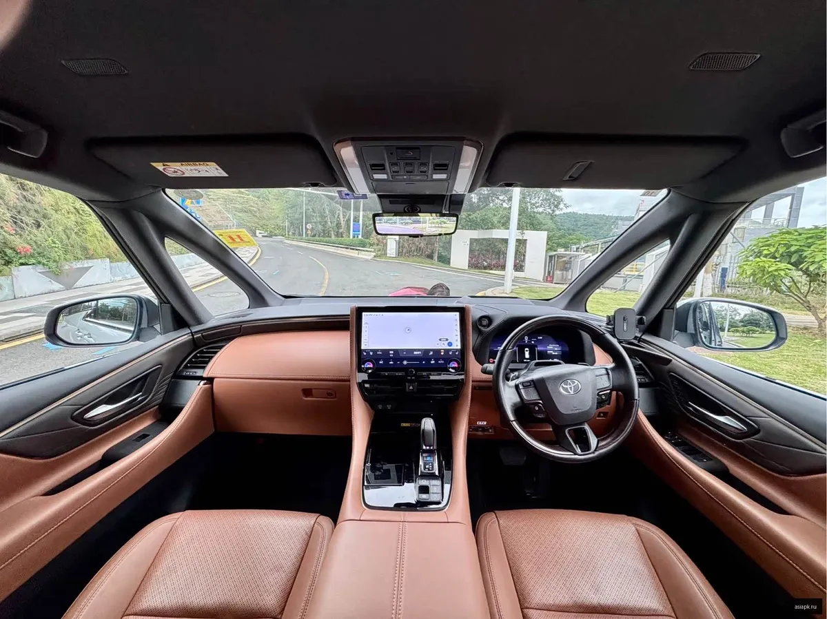 Toyota Vellfire 6