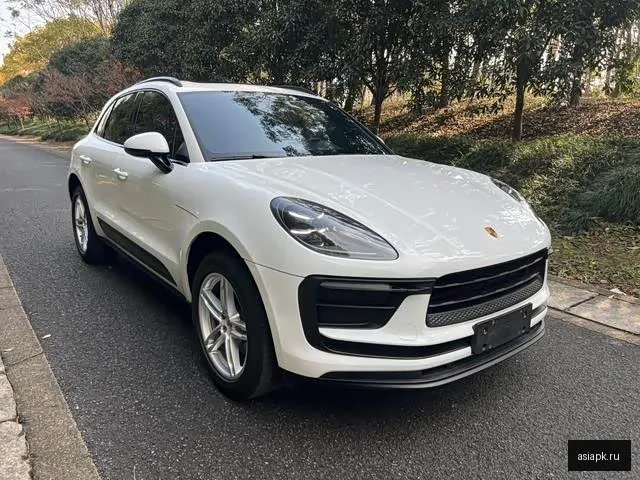 Porsche Macan 3
