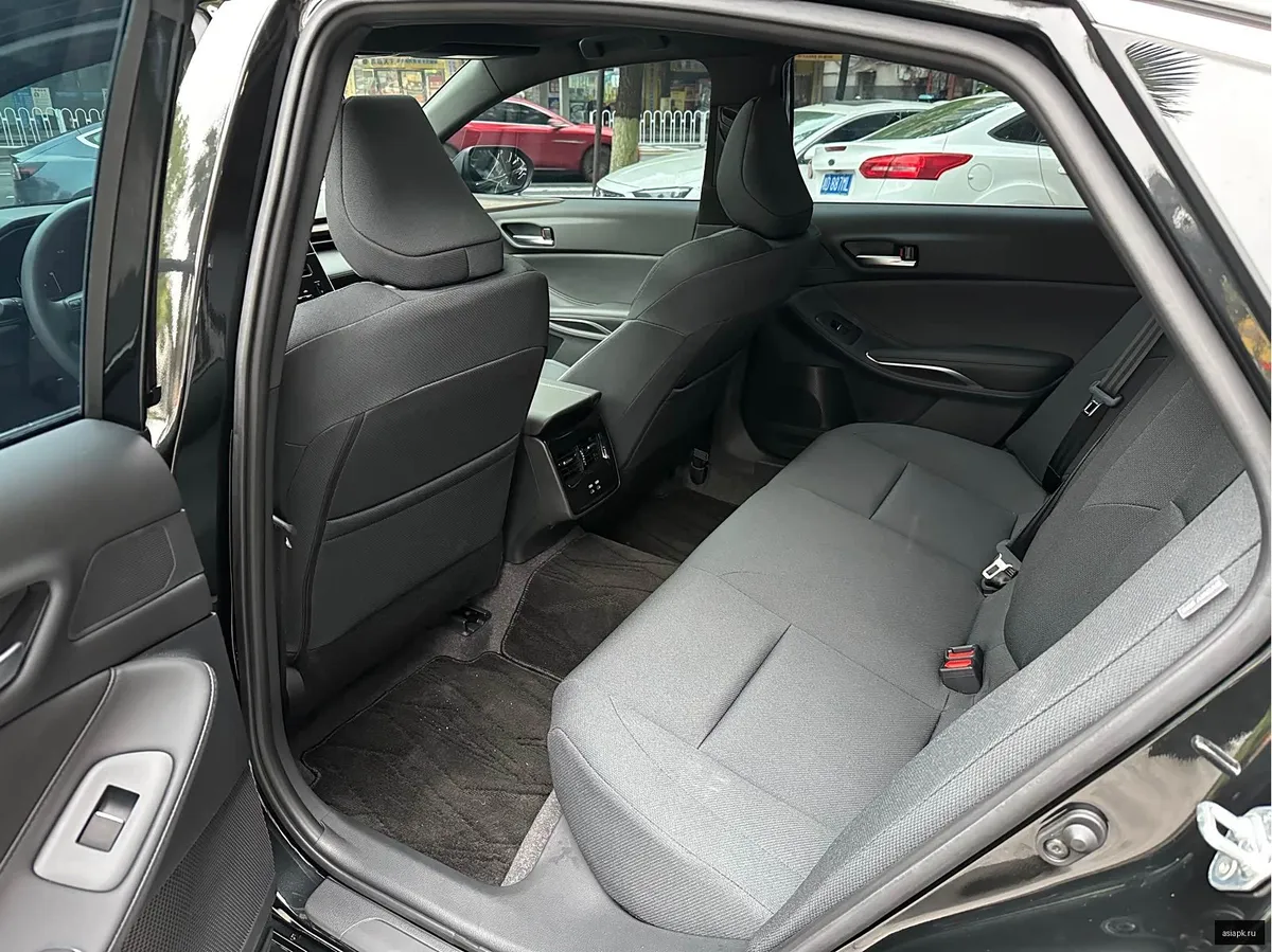 Toyota Avalon 5