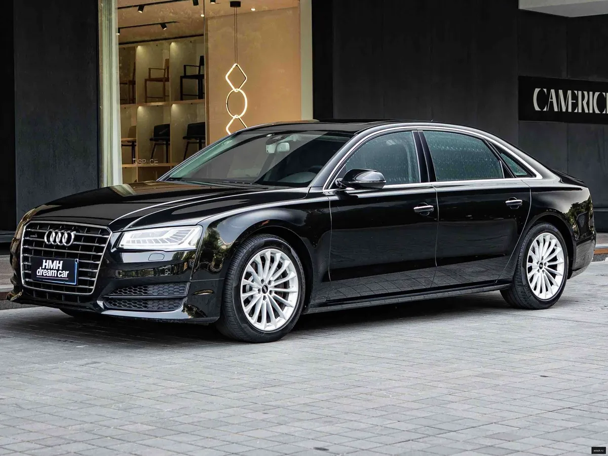 Audi A8
