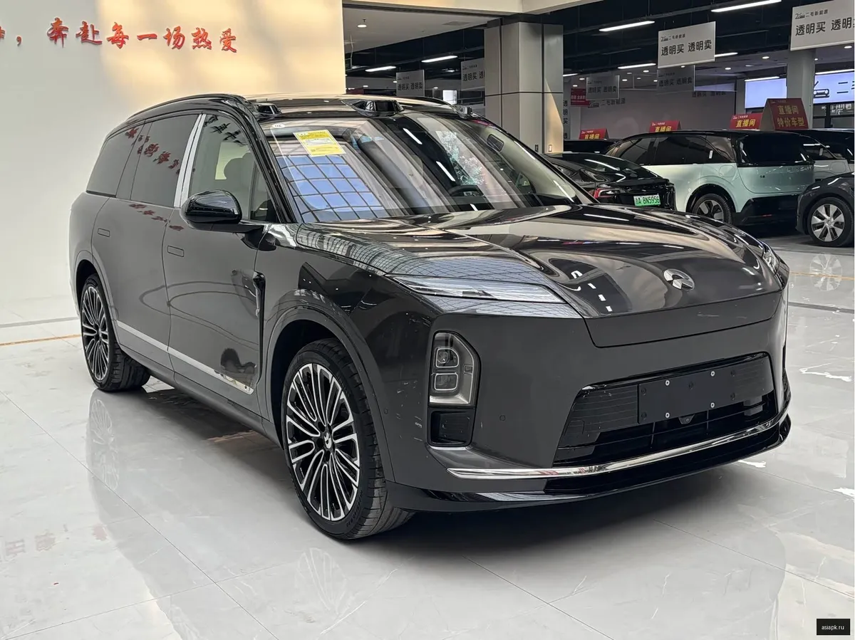 nio ES8 3