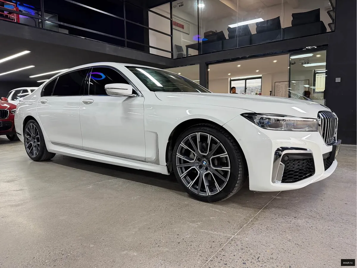 BMW 7-Series 3