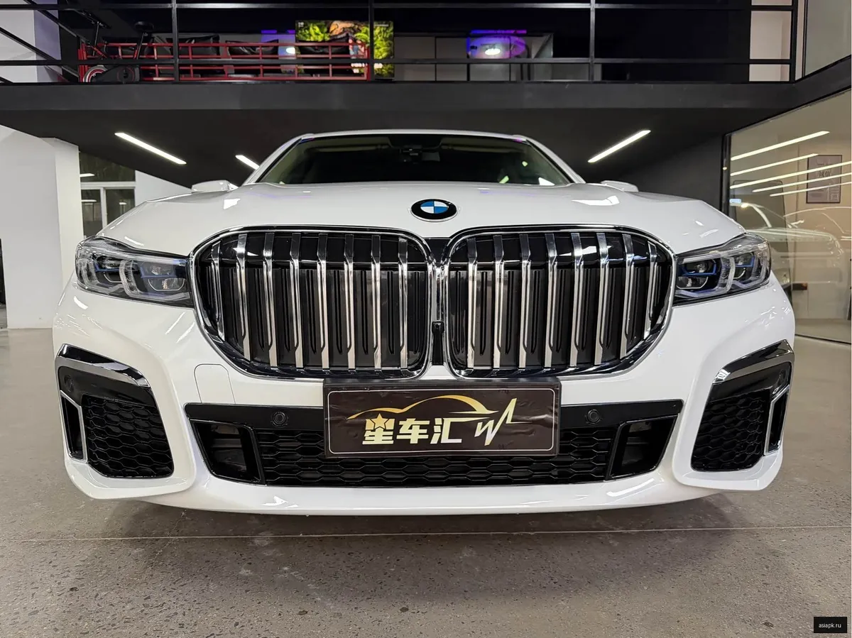 BMW 7-Series 2