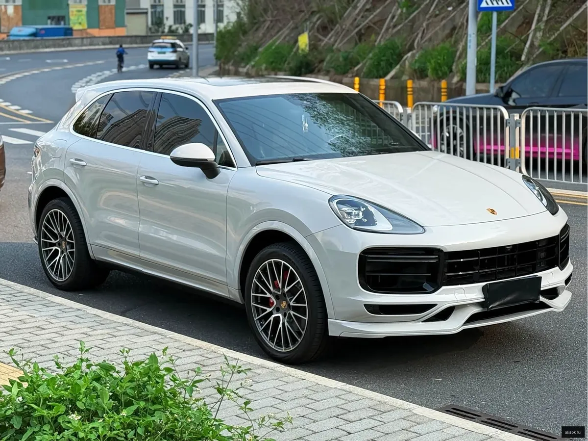 Porsche Cayenne 5