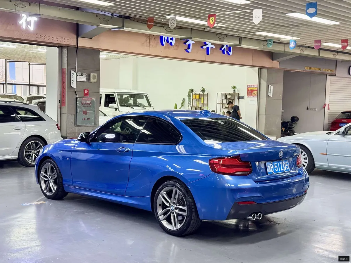 BMW 2-Series 4